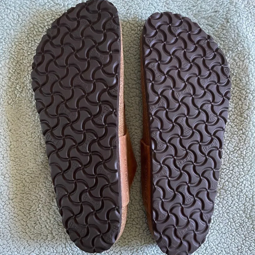 Birkenstock Gizeh Sandals - Picture 4 of 6